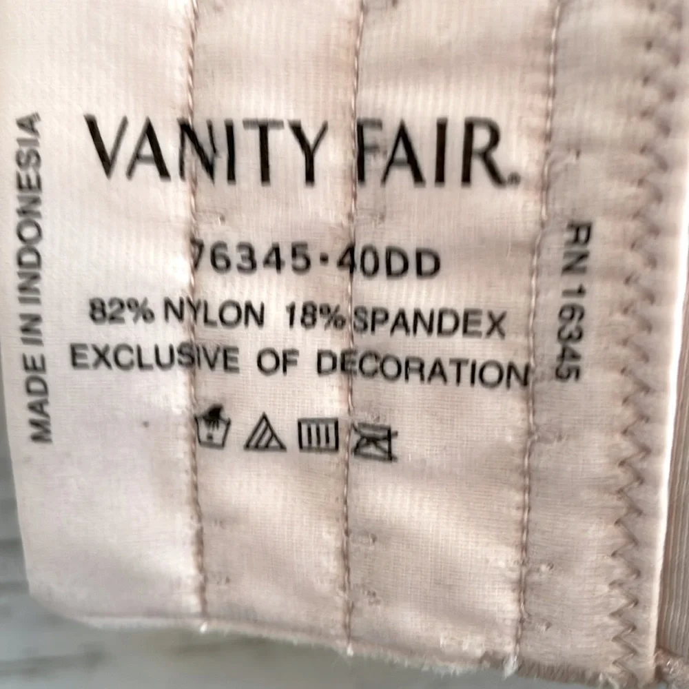Vanity Fair Beauty Back Bra, Style 76345 in Soft Pink Damask, size 40DD, NWT